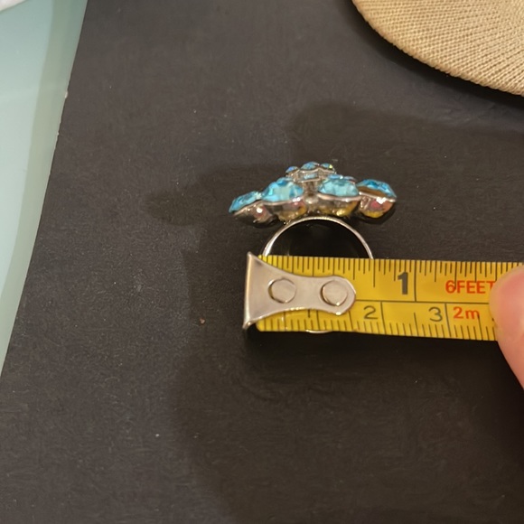 Vintage Blue Rhinestone Ring (NWOT) - Picture 4 of 4